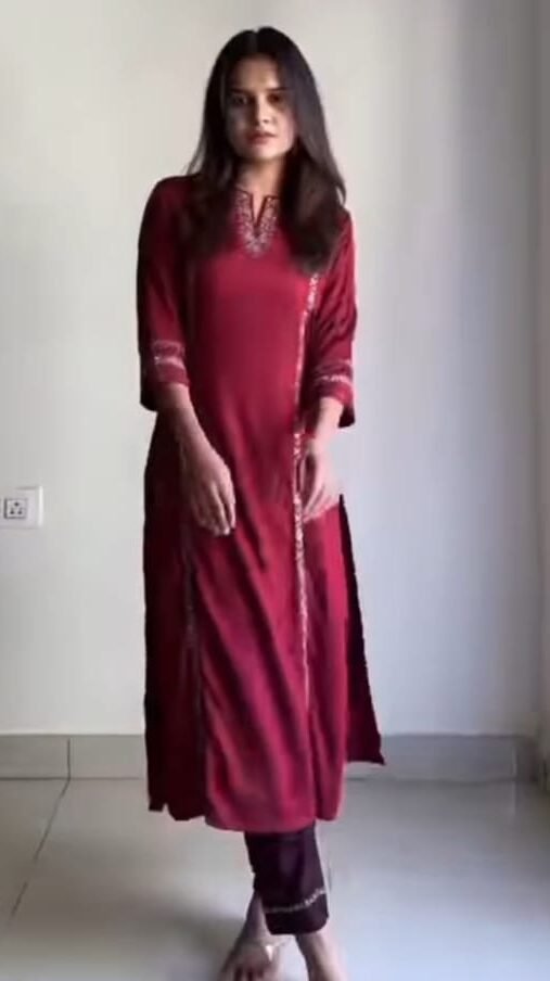 Elegant Maroon Kurti Look