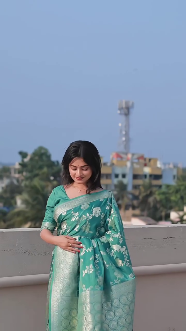 Silk Printed Saree - Image 3