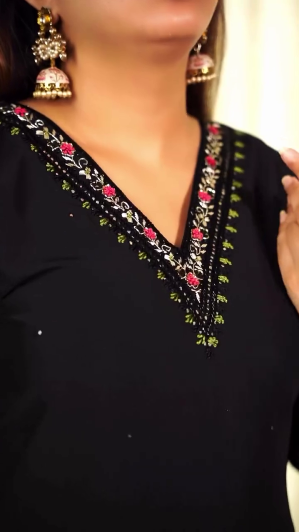 Floral Embroidered Sequinned Silk Georgette Unstitched Dress Material - Image 5