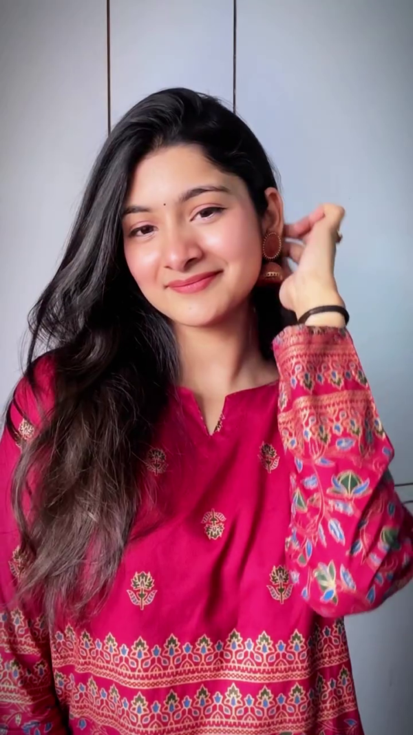 Women Plus size Floral Embroidered Kurta with Trouser & With Dupatta - Image 5