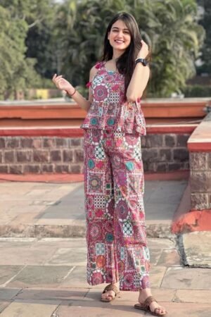 Pretty Fashionista Women Top & Bottom Sets