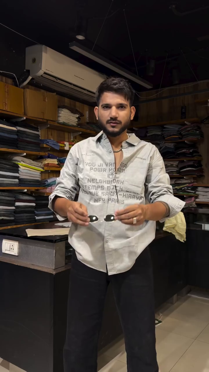Men Printed Slim Fit Casual Shirt - Image 3