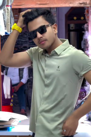 Slim Fit Opaque Cotton Casual Shirt
