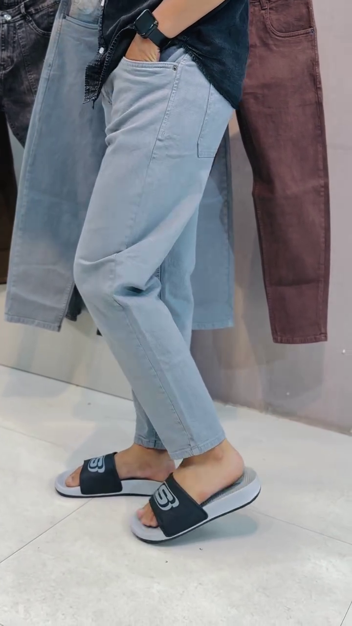 Men Comfort Baggy Fit Jeans - Image 9
