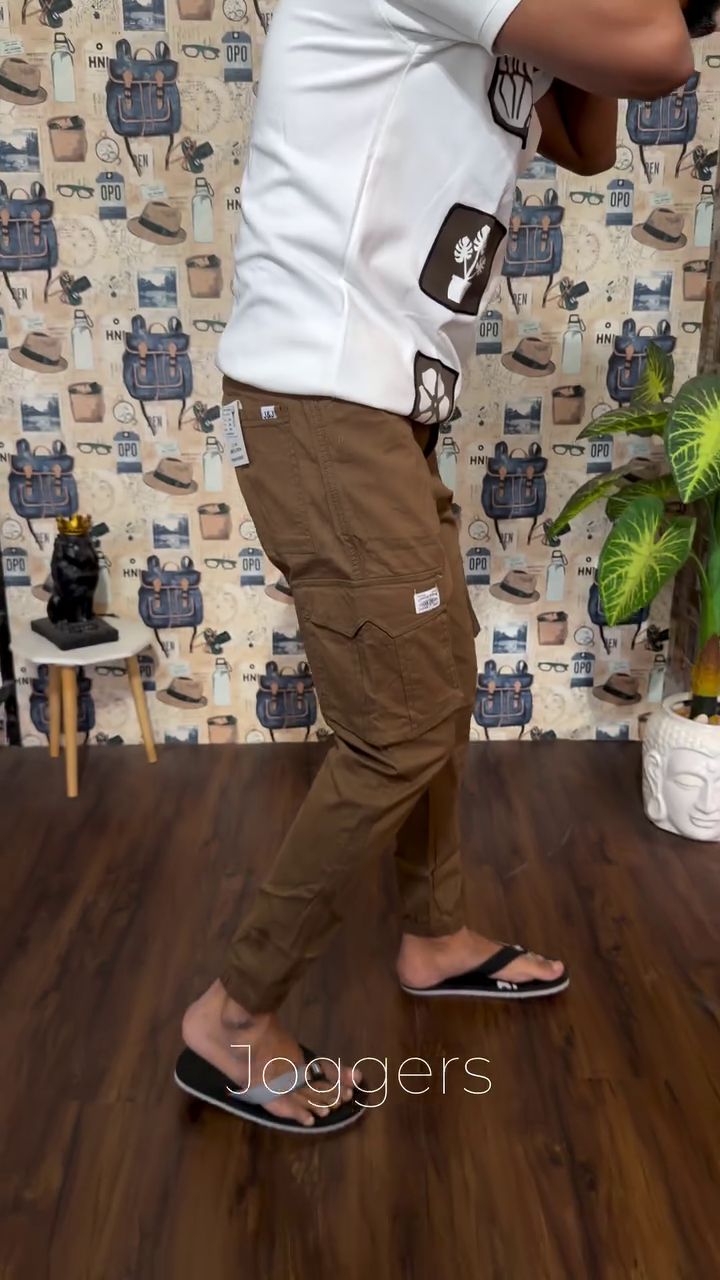 Men Relaxed Straight Leg Easy Wash Cargos Trousers - Image 6