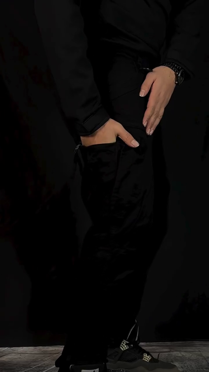 Men Cargo Trousers - Image 9