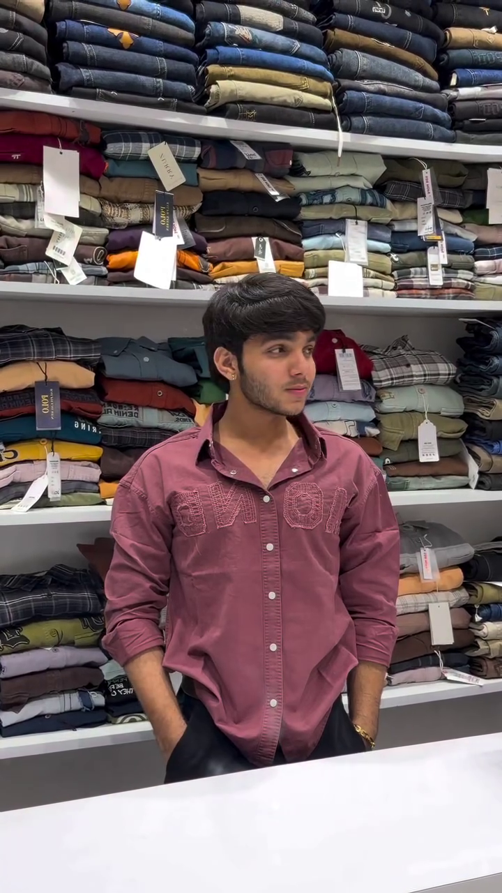 Men Textured Spread Collar Cotton Casual Shirt - Image 2