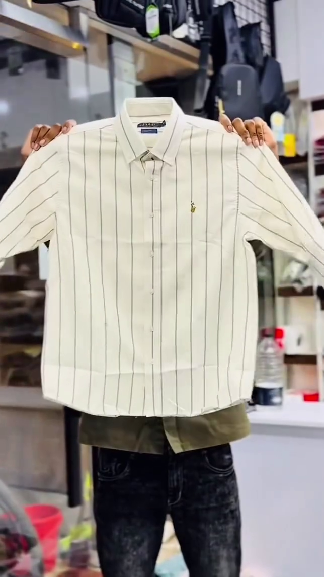 Men Slim Fit Vertical Striped Spread Collar Pure Cotton Shirt - Image 3