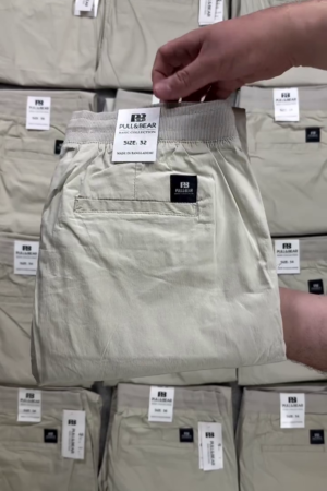 The Roaster Life Co. Men Relaxed Fit Mid-Rise Chinos Trousers