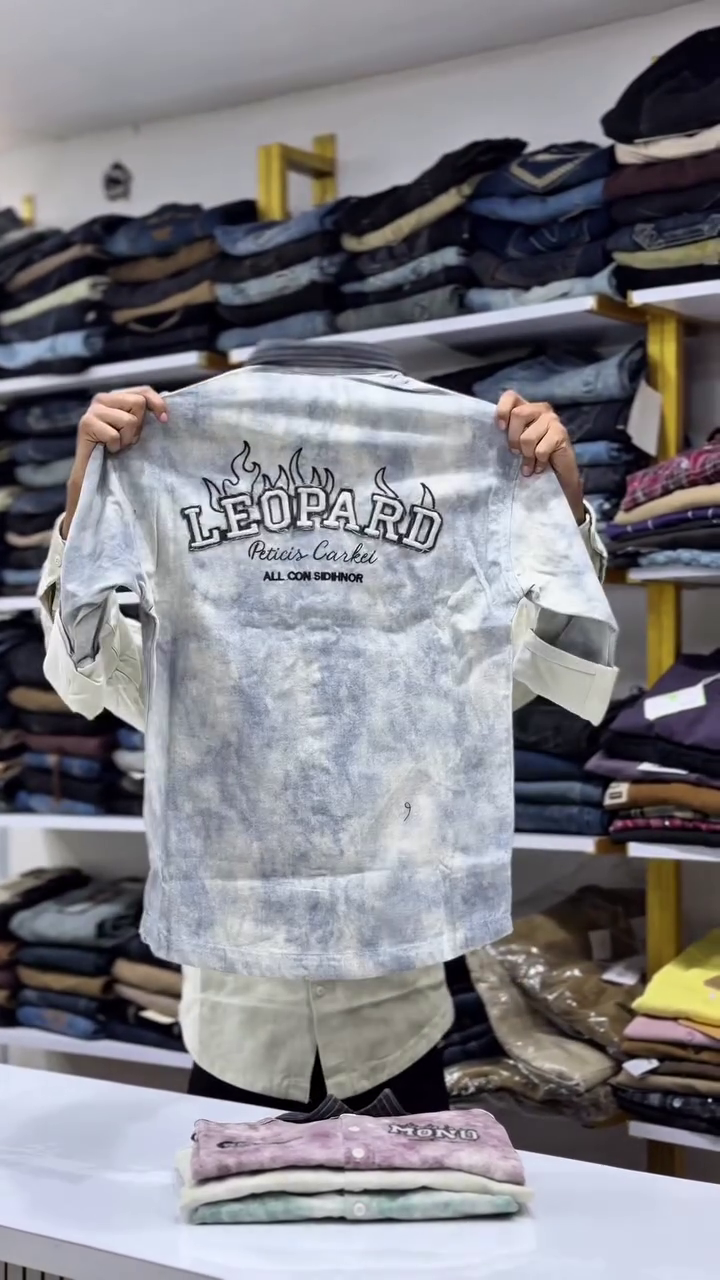Men Abstract Printed Spread Collar Cotton Casual Shirt - Image 9