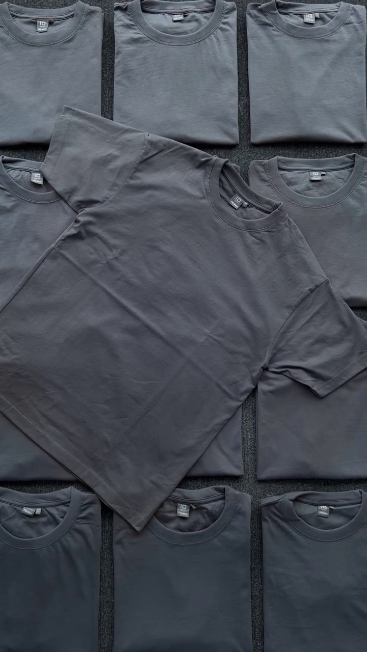 Men Grey Drop-Shoulder Sleeves T-shirt - Image 3